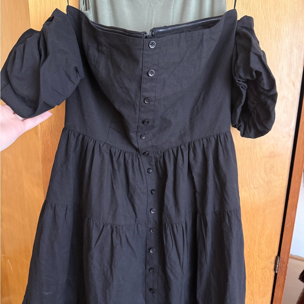 Moodie Off Shoulder Large Skirt Black Dress Small - Picture 2 of 9